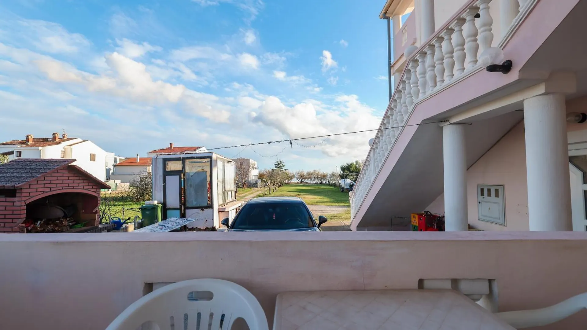 Beachfront Apartments Jermen Sukošan