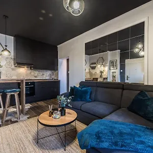 Marant - Free Private Parking Apartment